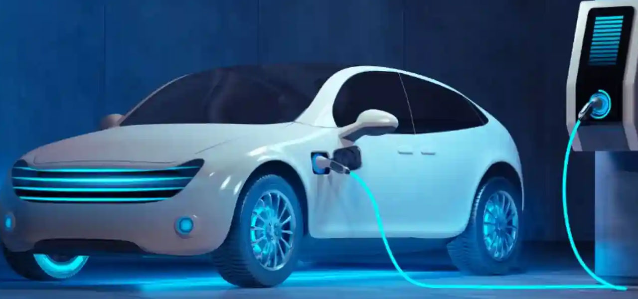 India’s EV Leasing Boom Faces a Roadblock: Legal Gaps Threaten the Next Big Clean-Mobility Shift